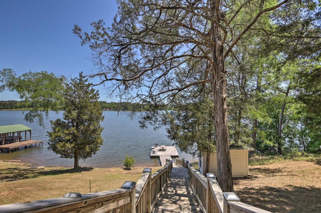 Sparta House With Dock And Slide Situated On Lake Sinclair! מראה חיצוני תמונה
