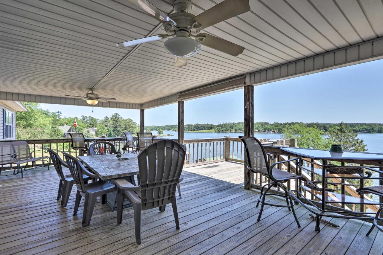 Sparta House With Dock And Slide Situated On Lake Sinclair! מראה חיצוני תמונה