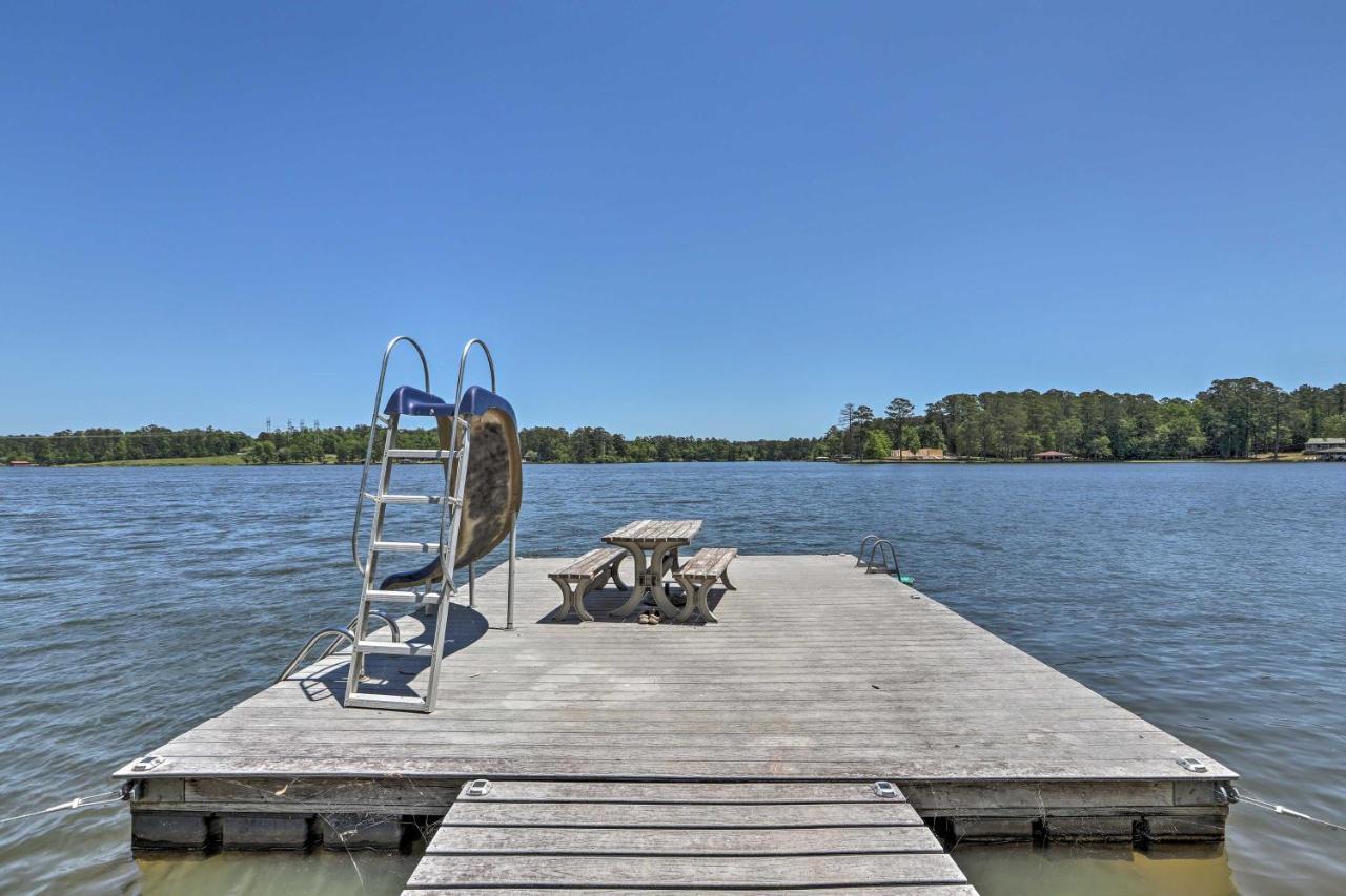 Sparta House With Dock And Slide Situated On Lake Sinclair! מראה חיצוני תמונה