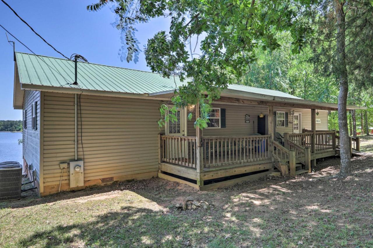 Sparta House With Dock And Slide Situated On Lake Sinclair! מראה חיצוני תמונה